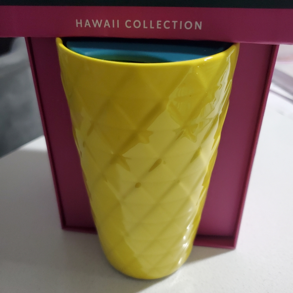 Startbucks Hawaii mug